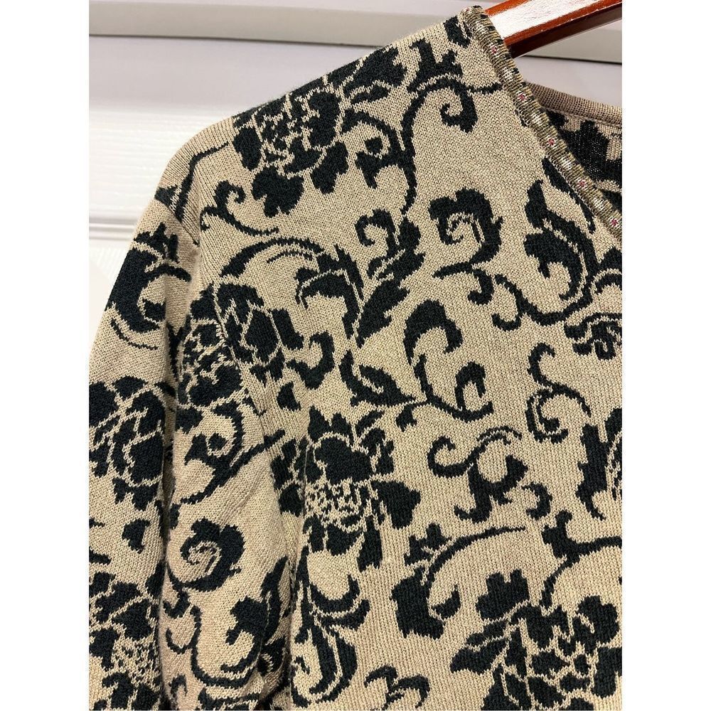 Icelandic Tan & Black Cross Button V-Neck Floral … - image 4